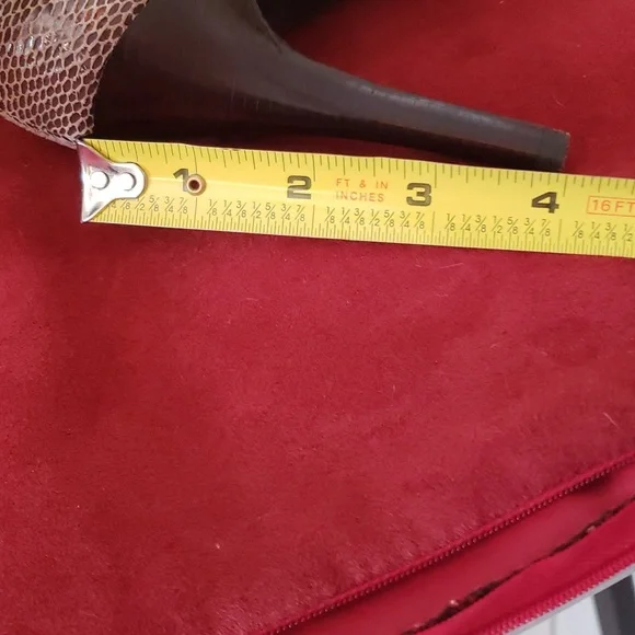 Ruffle Detail Stilettos - Picture 7 of 10